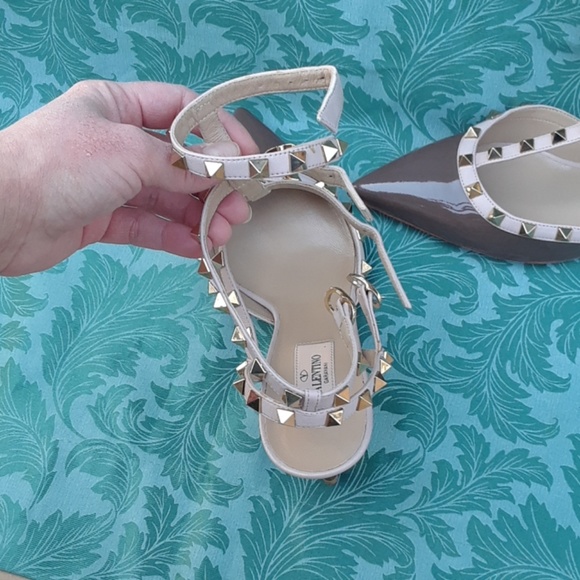 Like New Valentino rockstud mocha heels 8.5/39.5 - Picture 7 of 8